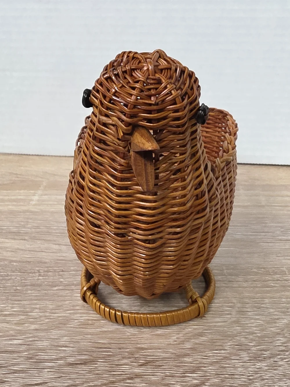 Vintage AVON Small Wicker Chick Woven Rattan Centerpiece Basket Farmhouse Decor